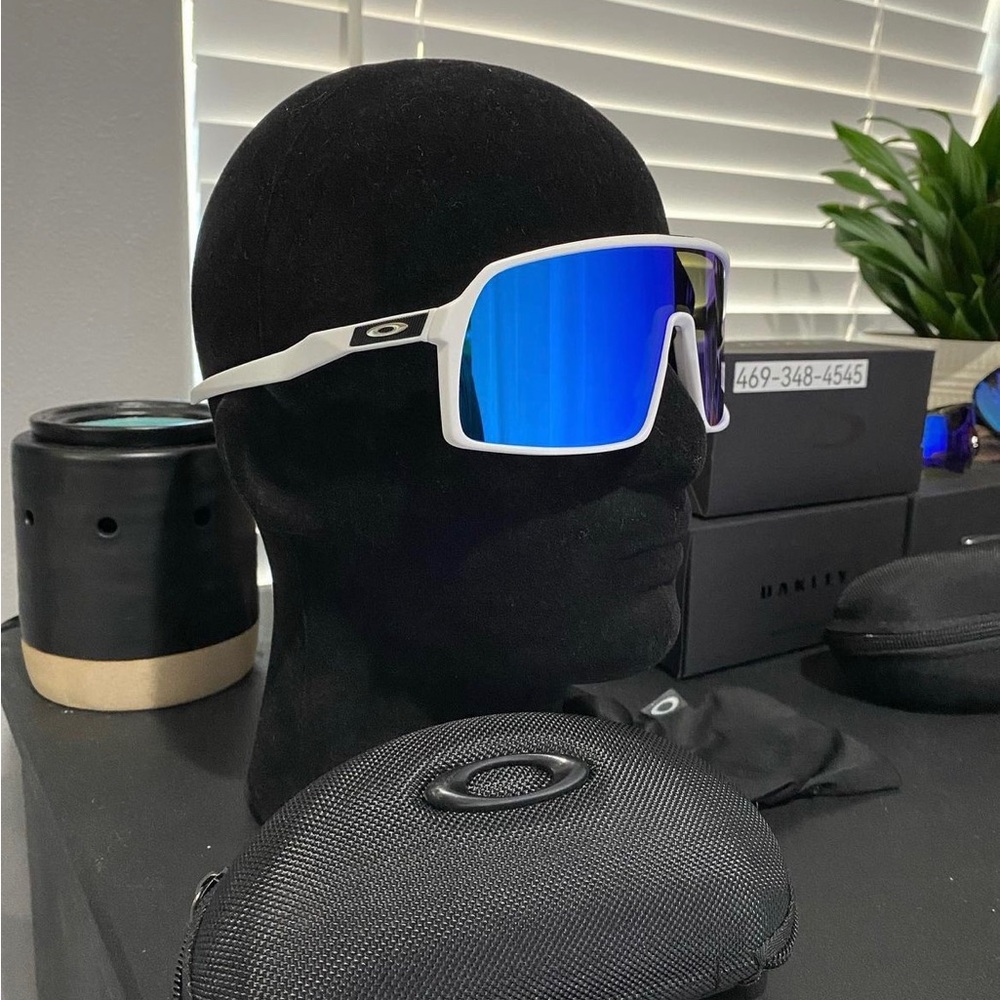 Blue white sutro sunglasses
